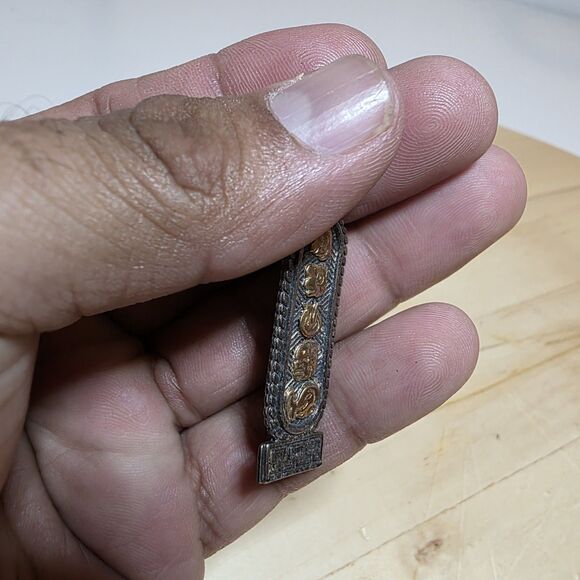 ORO MAYA 925 STERLING SILVER CARTOUCHE PENDANT WITH GOLD PLATING WEIGHS 5 GRAMS - Picture 3 of 9